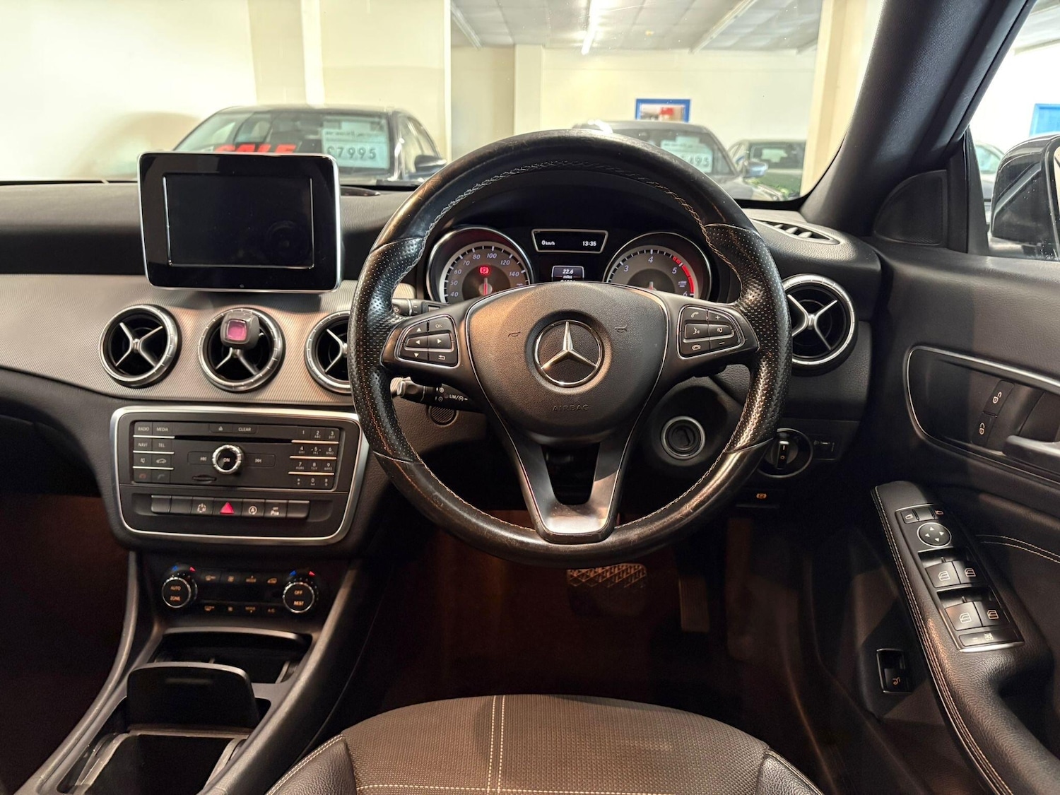 Used Mercedes-Benz CLA 2015 for sale - 76360868: Photo 8