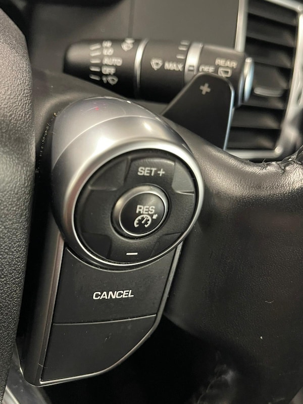Used Land Rover Discovery 2017 for sale - 76227755: Photo 26