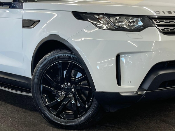 Used Land Rover Discovery 2017 for sale - 76227755: Photo 2