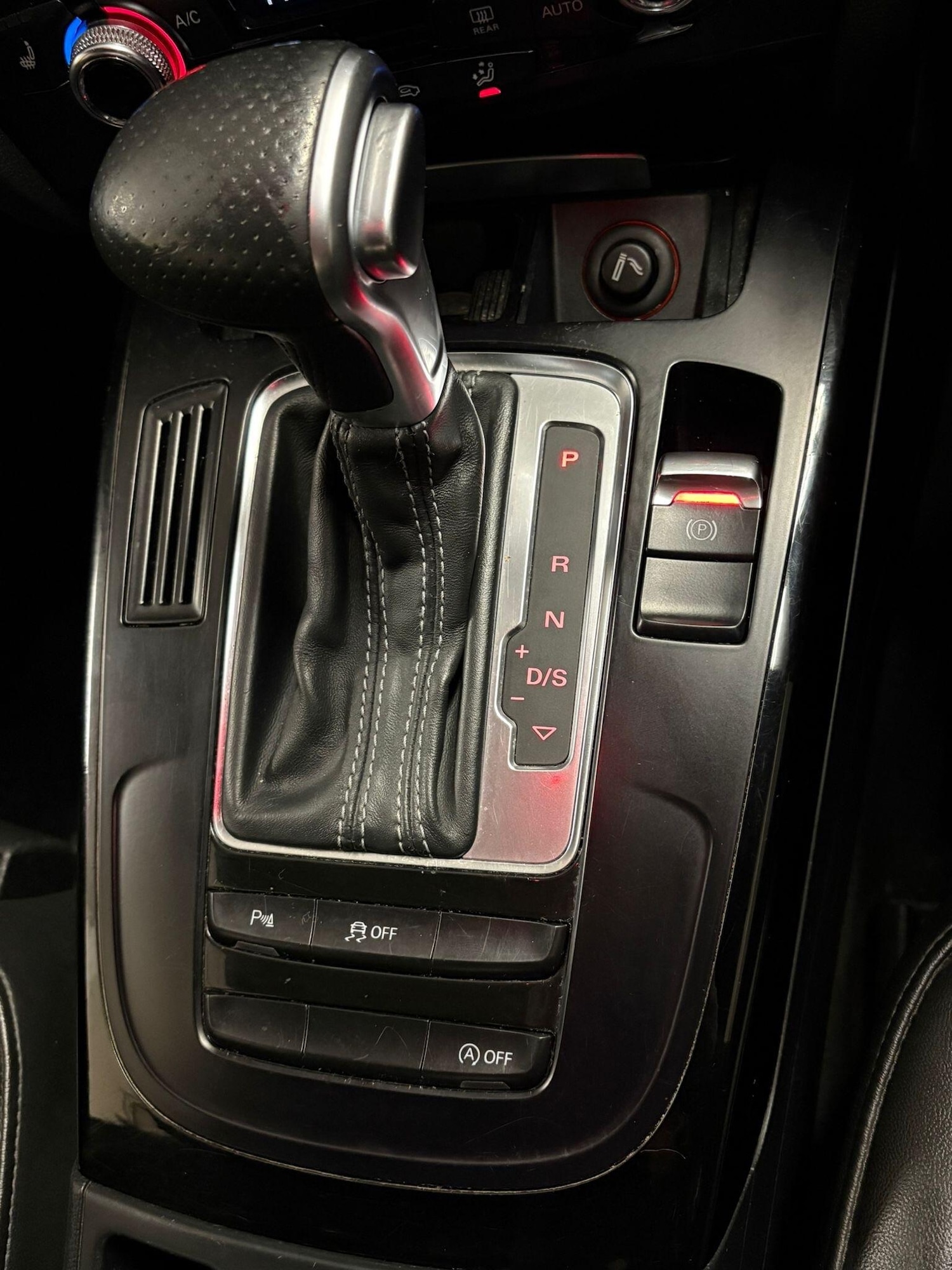 Used Audi A4 2015 for sale - 76964462: Photo 10