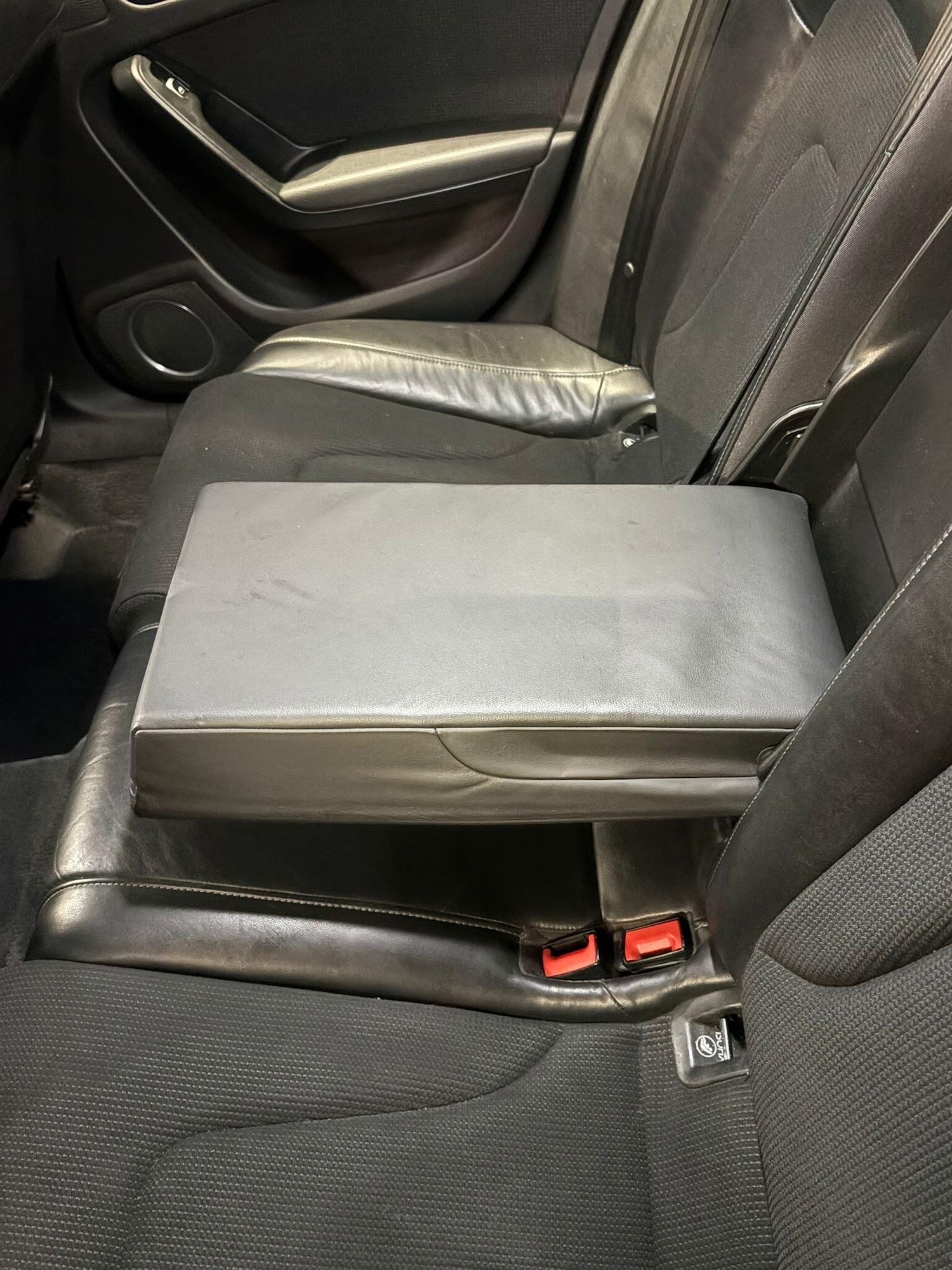 Used Audi A4 2015 for sale - 76964462: Photo 27