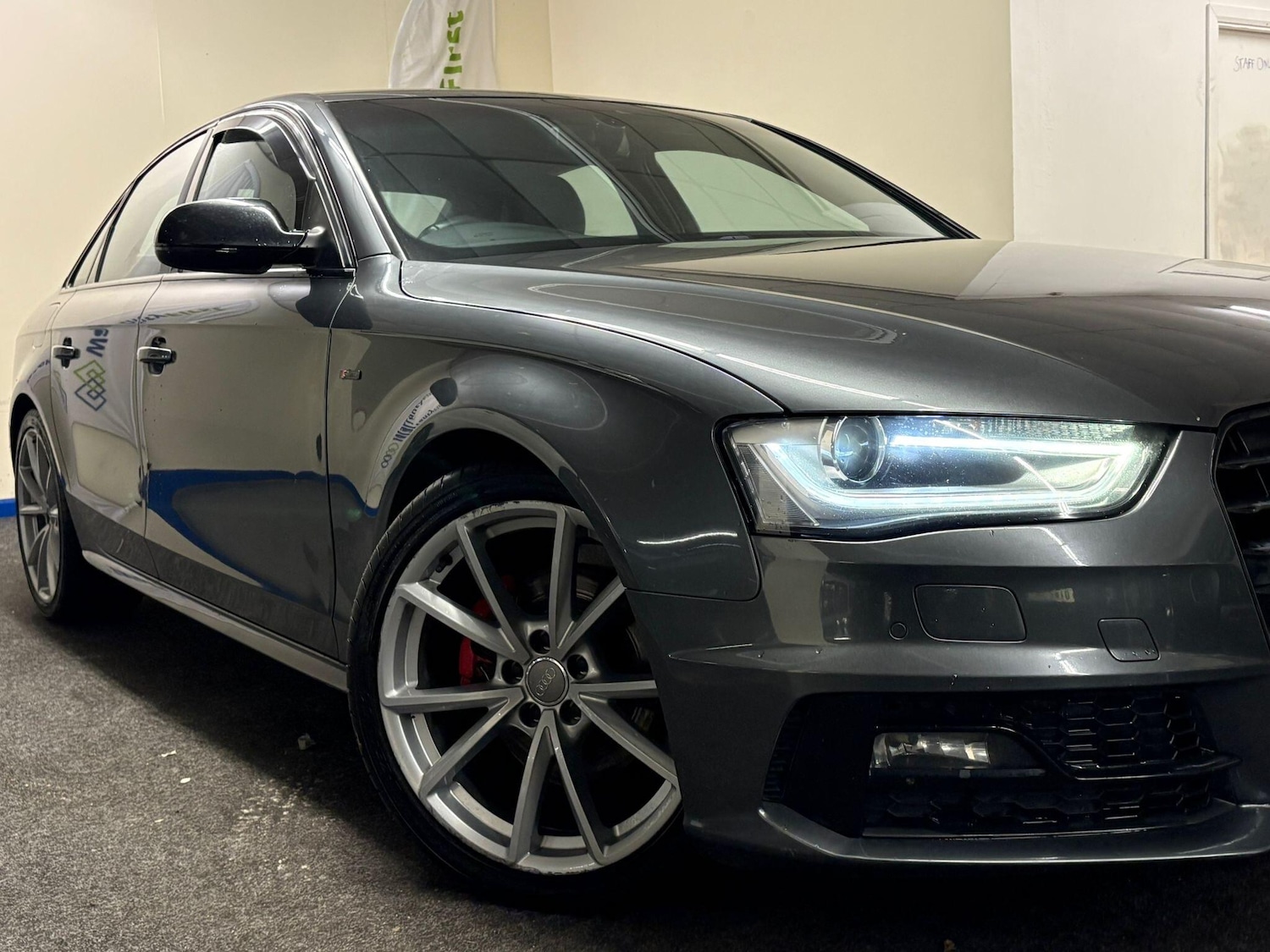 Used Audi A4 2015 for sale - 76964462: Photo 5