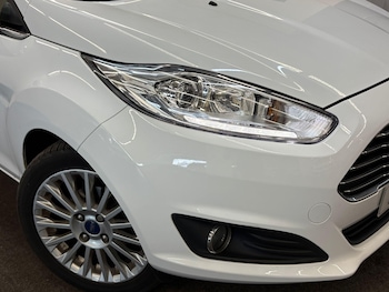 Used Ford Fiesta 2015 for sale - 78528534: Photo