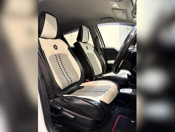 Used Toyota Yaris 2013 for sale - 77344006: Photo