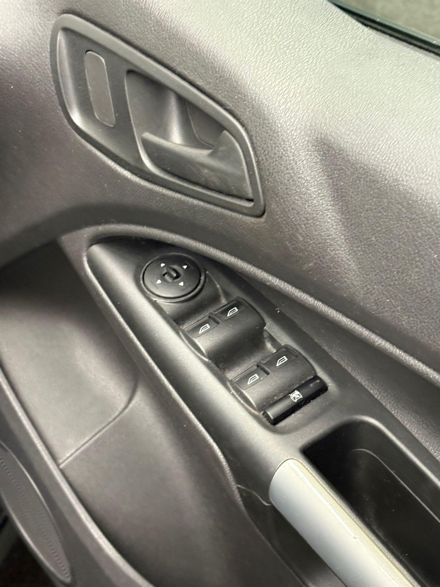 Used Ford Tourneo Connect 2014 for sale - 76422783: Photo 10