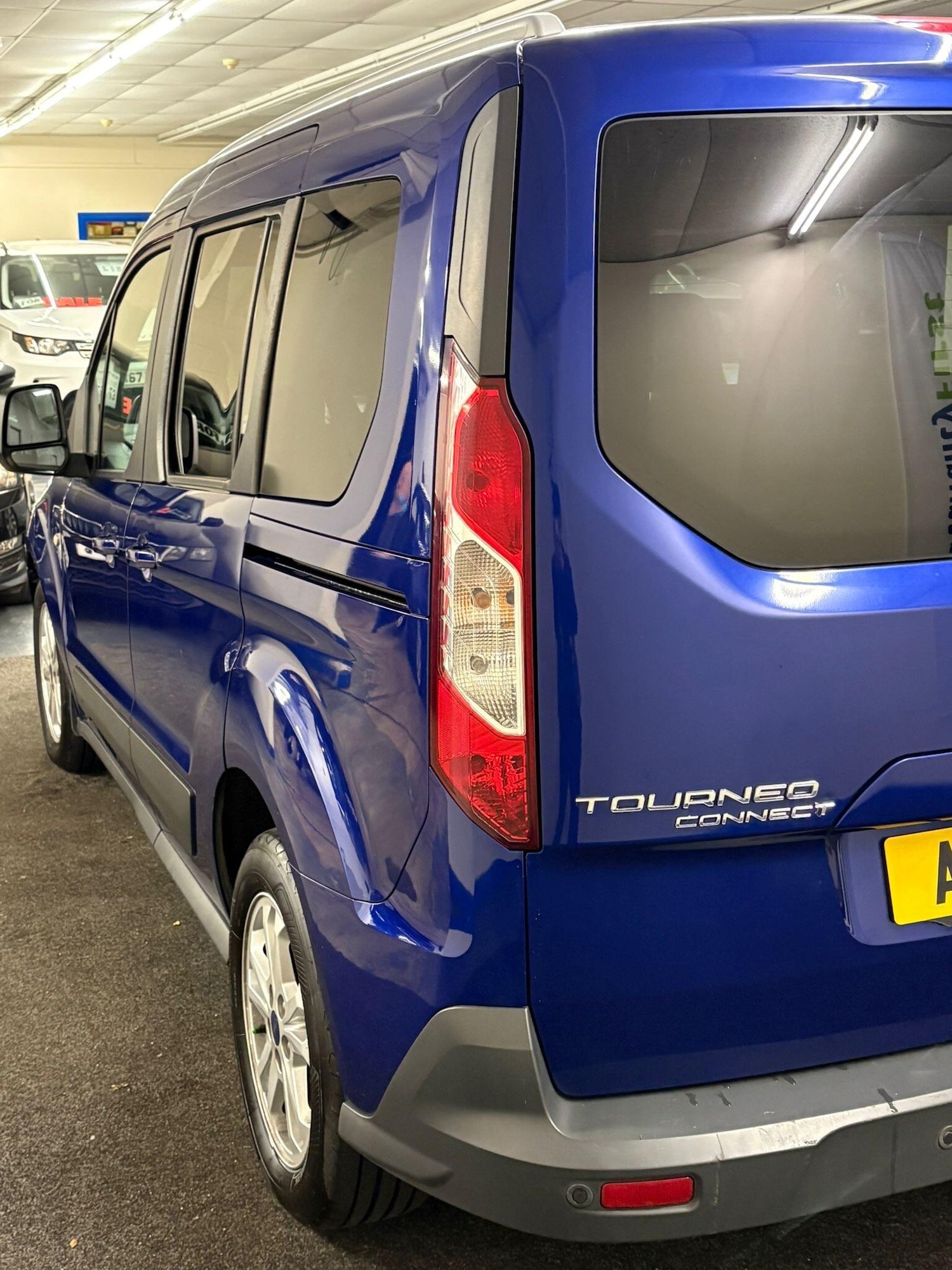 Used Ford Tourneo Connect 2014 for sale - 76422783: Photo 16