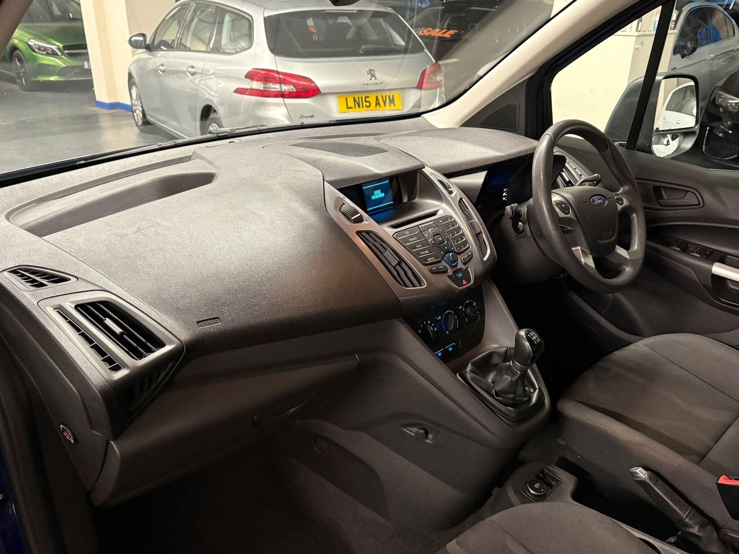 Used Ford Tourneo Connect 2014 for sale - 76422783: Photo 6