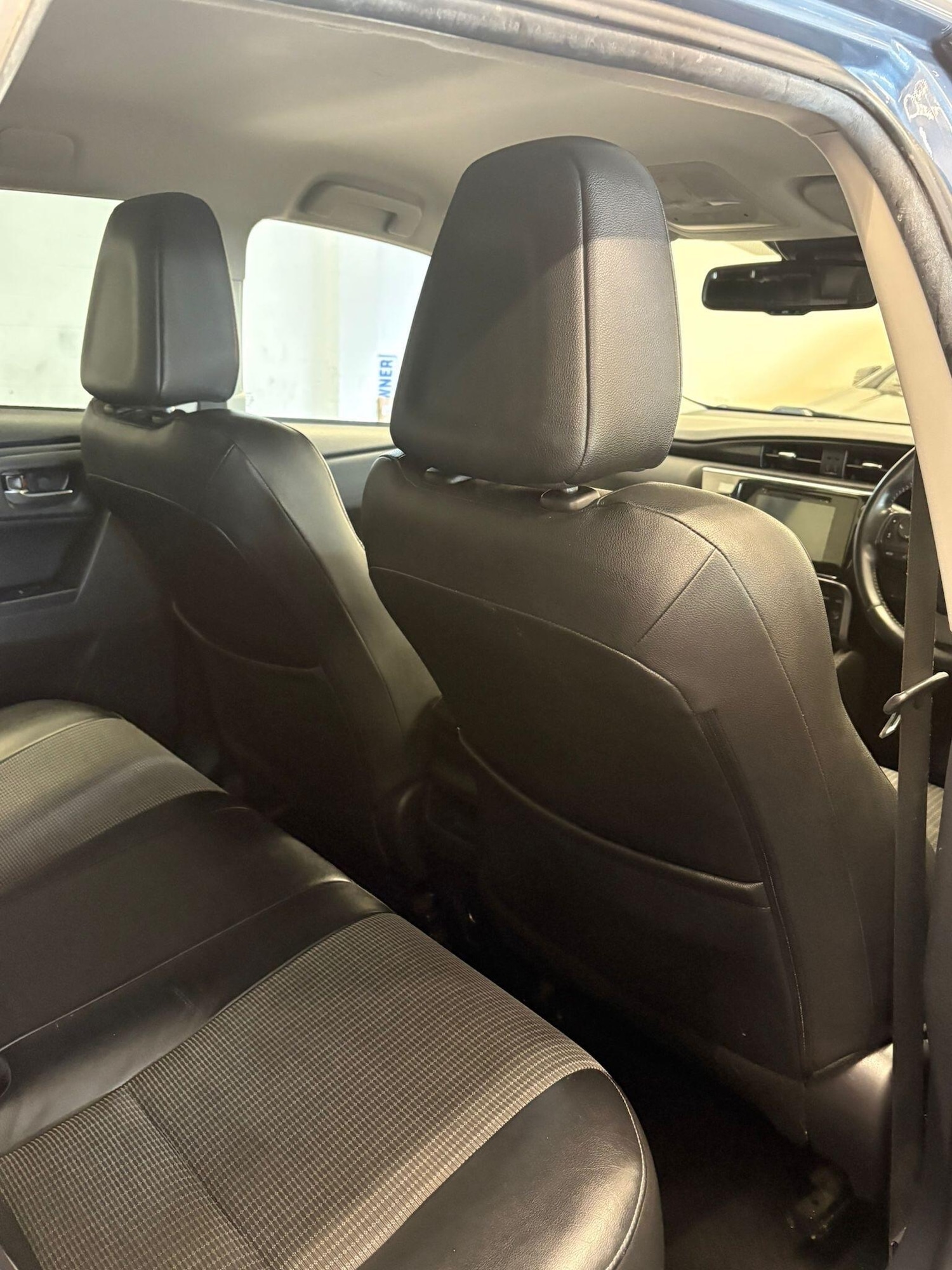 Used Toyota Auris 2017 for sale - 77738705: Photo 11