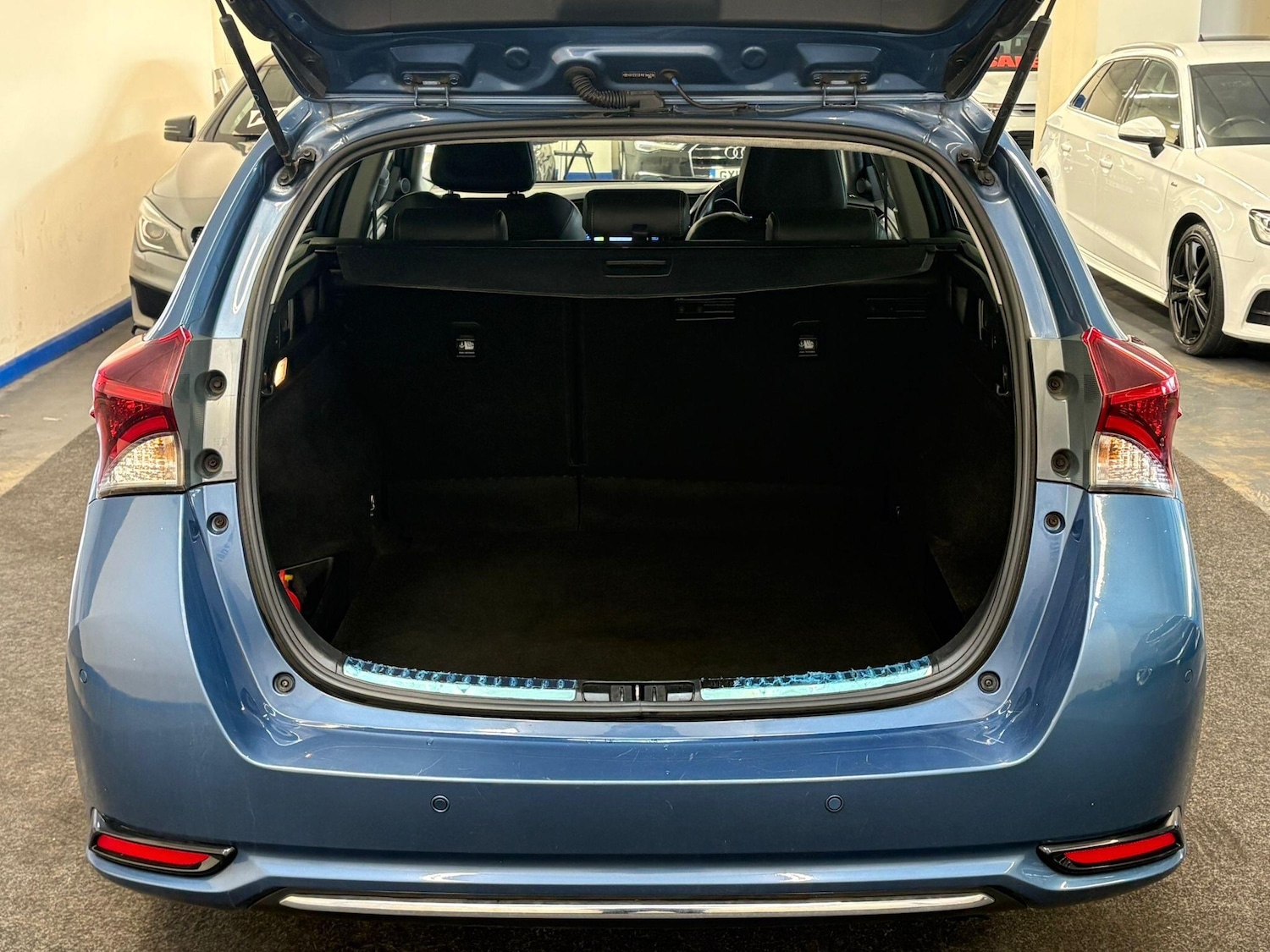 Used Toyota Auris 2017 for sale - 77738705: Photo 20