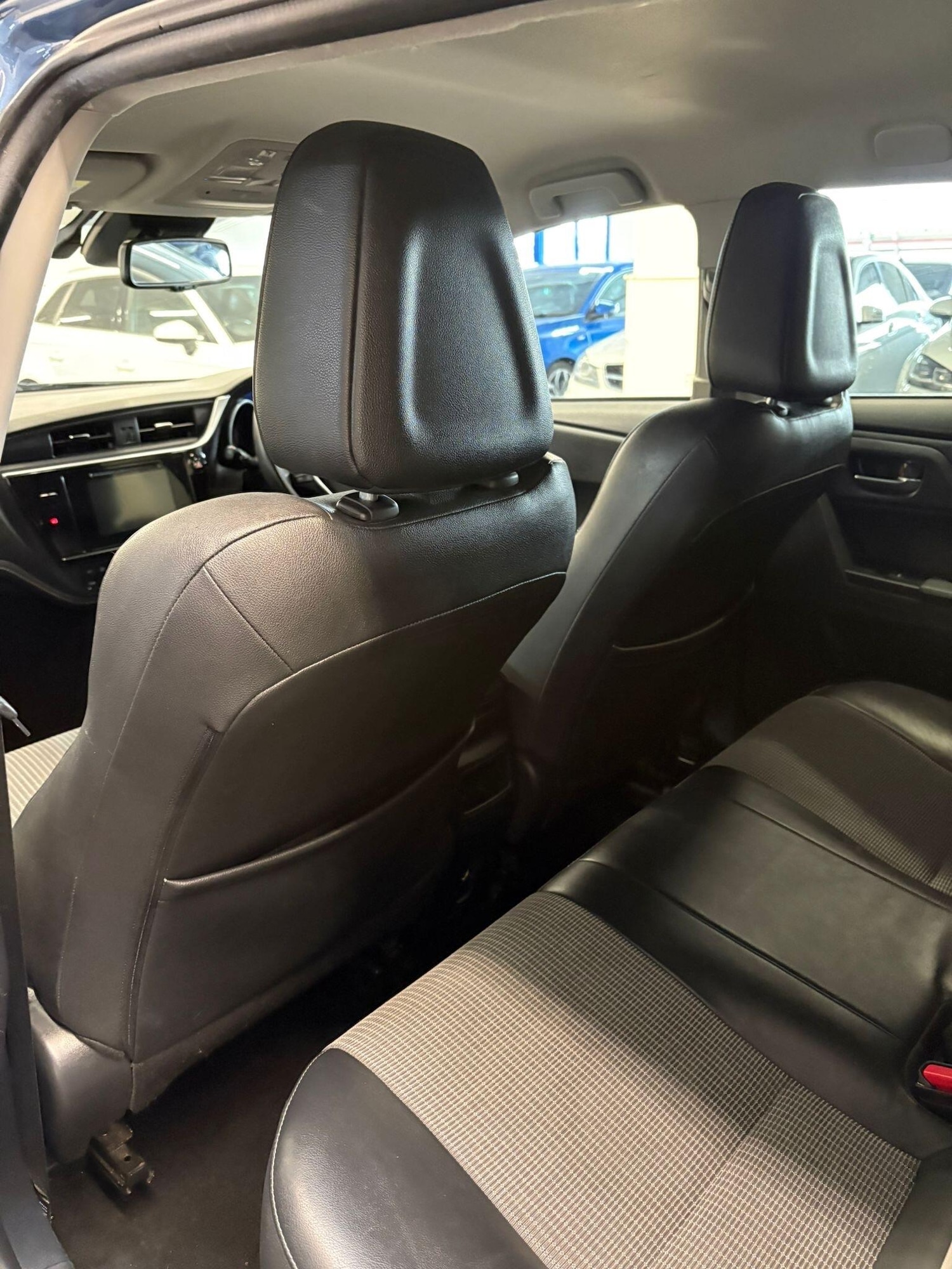 Used Toyota Auris 2017 for sale - 77738705: Photo 9