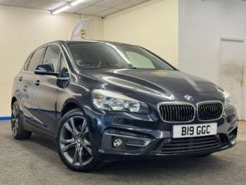 (15) - 2.0 220d Luxury Auto Euro 6 (s/s) 5dr