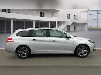 Used Peugeot 308 2015 for sale - 79646348: Photo