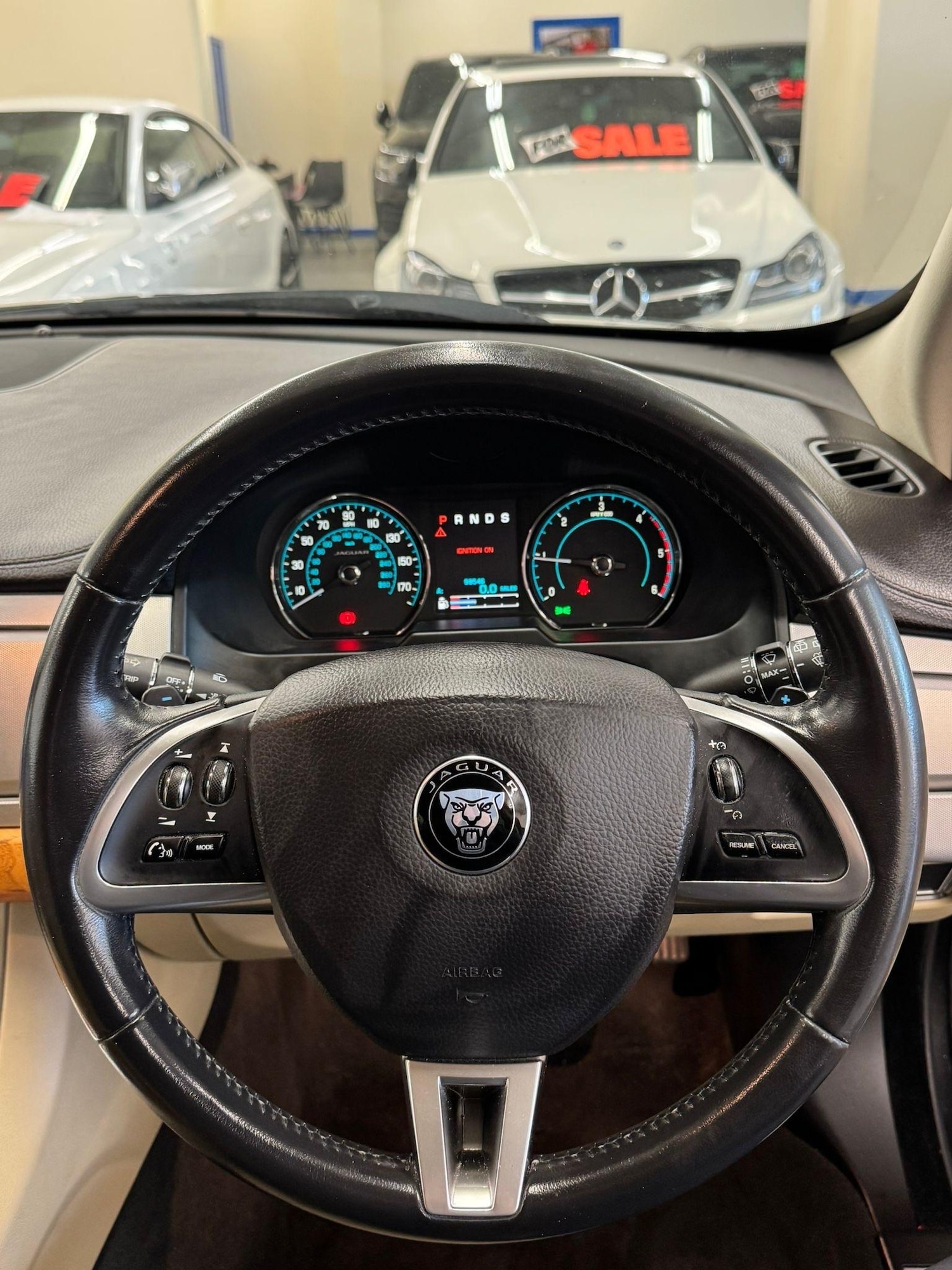 Used Jaguar XF 2014 for sale - 76623207: Photo 20