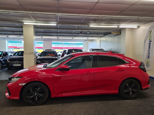 Used Honda Civic 2017 for sale - 75430599: Photo 8