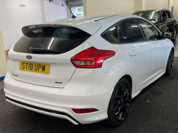 Used Ford Focus 2018 for sale - 76179597: Photo 4