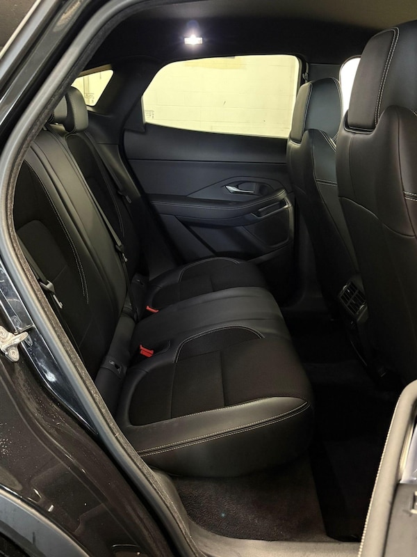 Used Jaguar E-Pace 2018 for sale - 76226547: Photo 10
