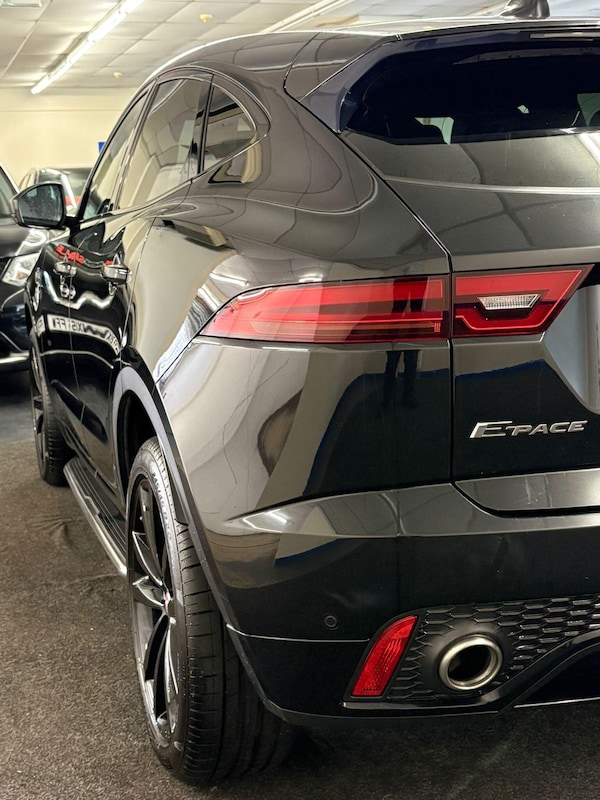 Used Jaguar E-Pace 2018 for sale - 76226547: Photo 6