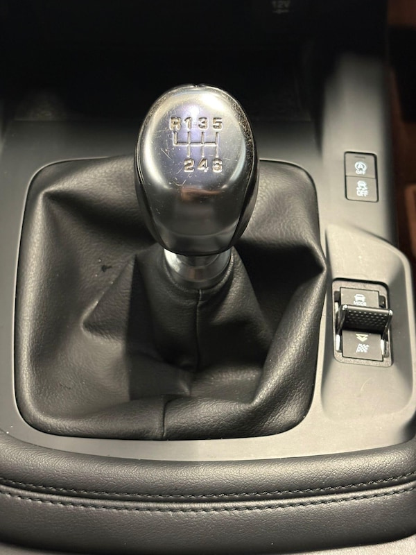Used Jaguar E-Pace 2018 for sale - 76226547: Photo 8