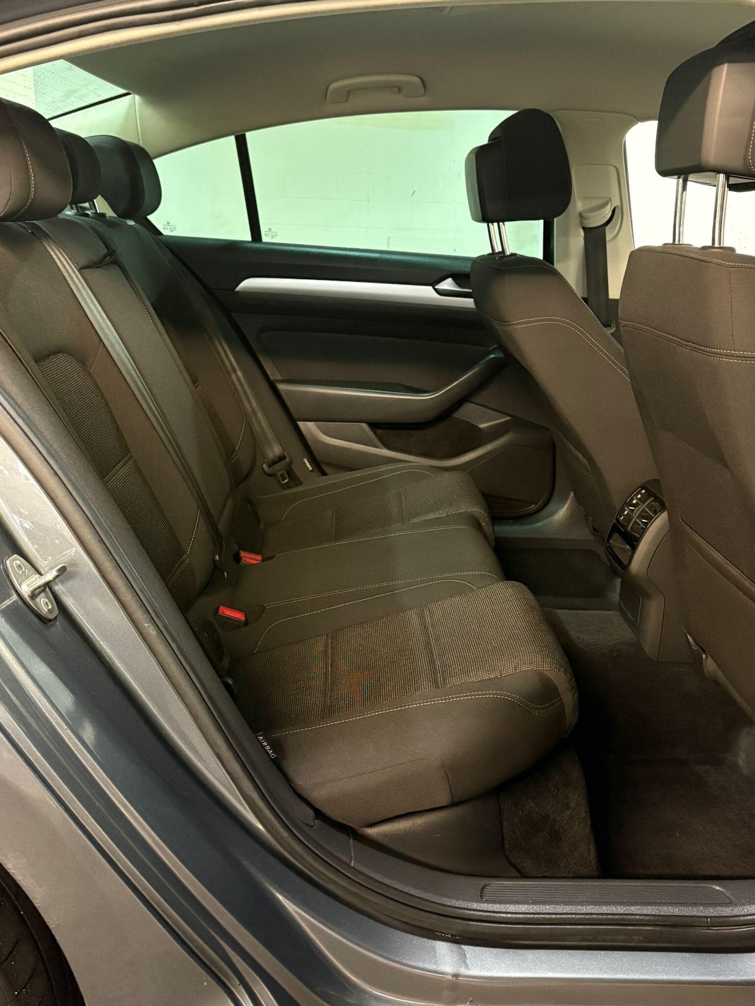 Used Volkswagen Passat 2016 for sale - 77344315: Photo 10