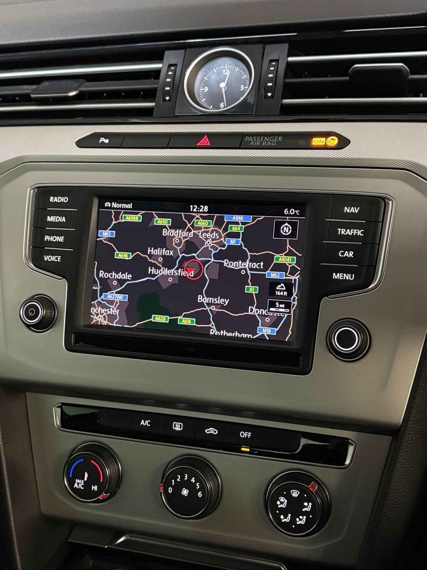 Used Volkswagen Passat 2016 for sale - 77344315: Photo 17