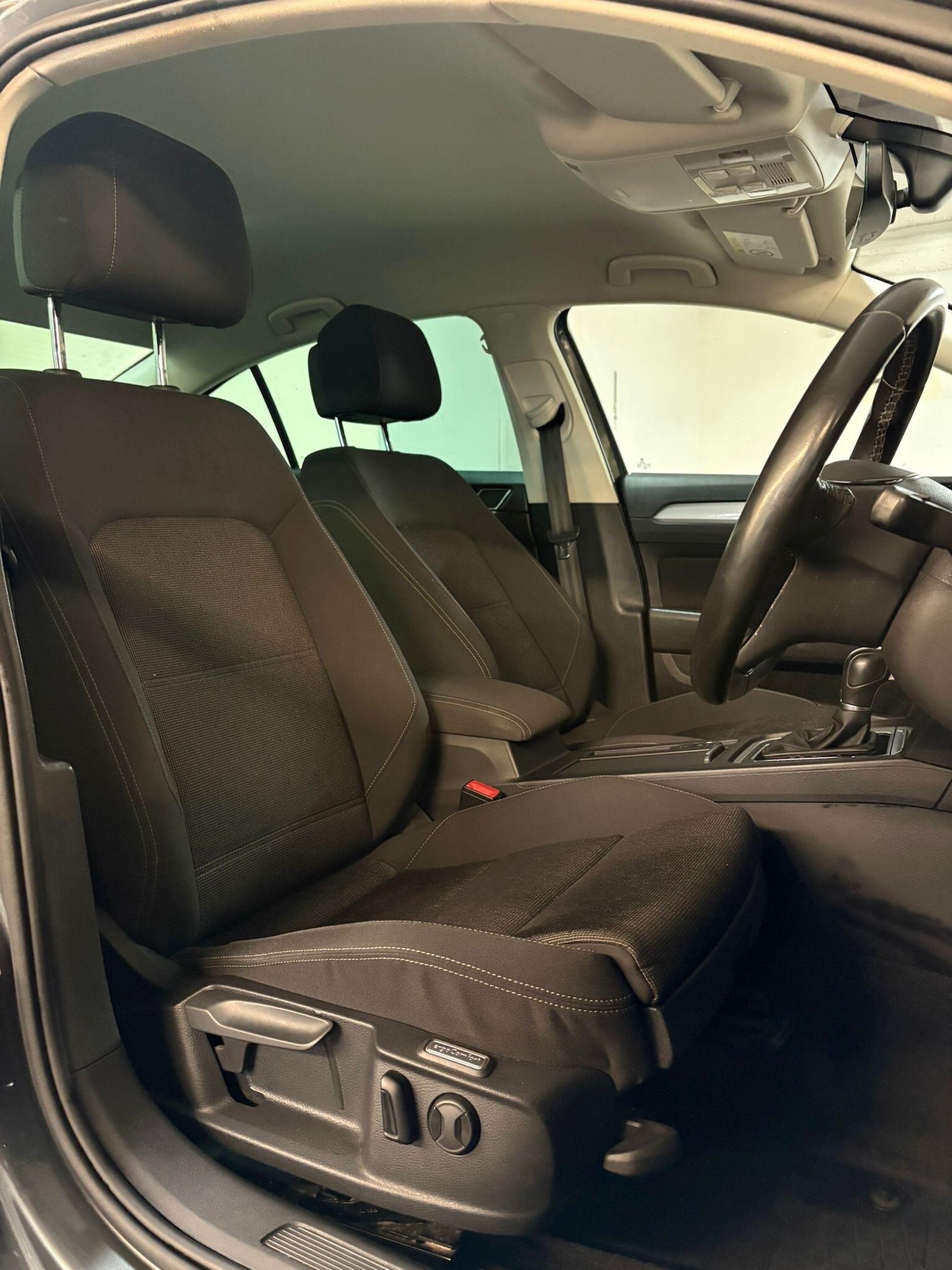 Used Volkswagen Passat 2016 for sale - 77344315: Photo 20