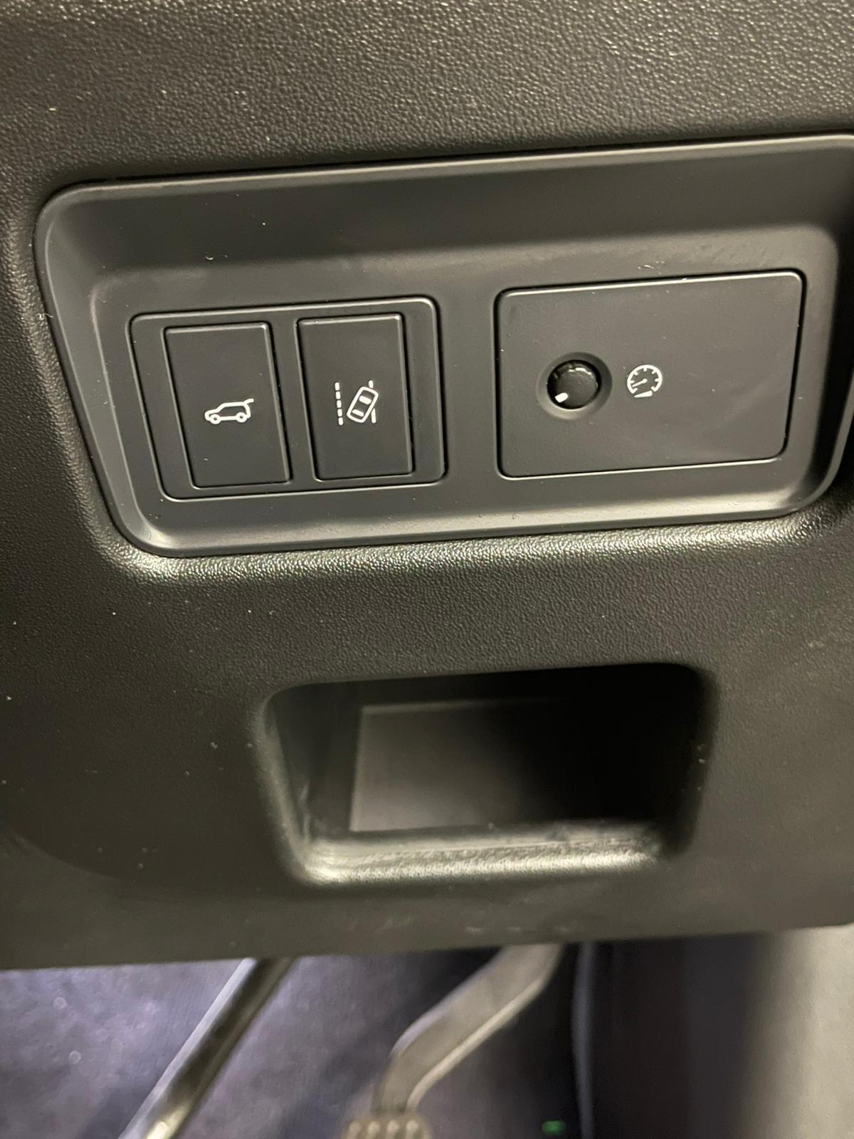 Used Land Rover Discovery 2017 for sale - 76623234: Photo 21