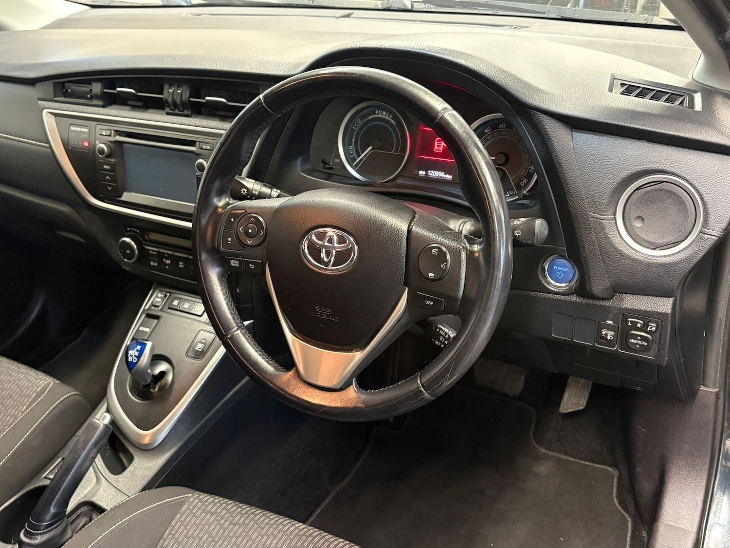 Used Toyota Auris 2015 for sale - 78047161: Photo 25