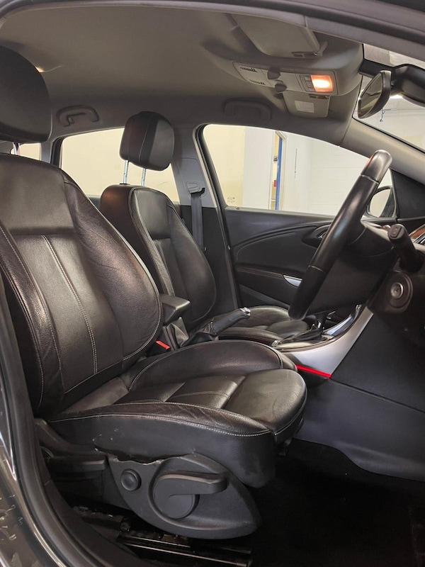Used Vauxhall Astra 2014 for sale - 76227712: Photo 9