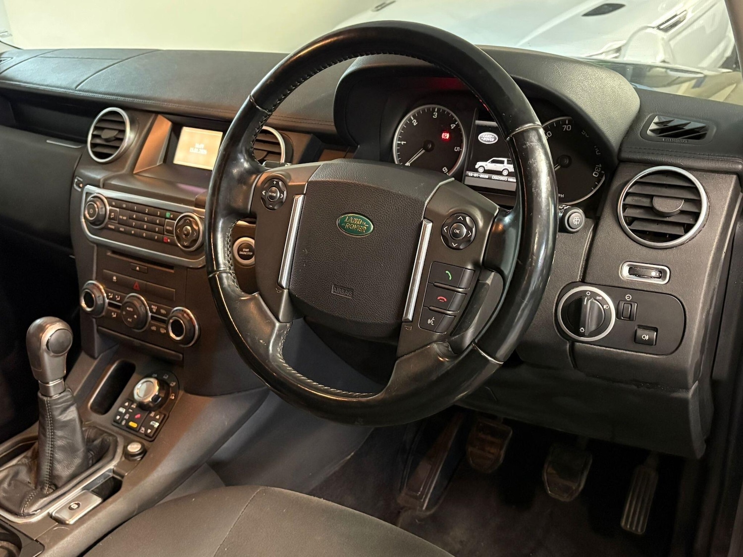 Used Land Rover Discovery 2010 for sale - 77230313: Photo 24