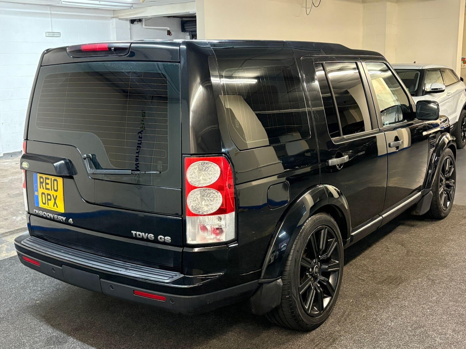 Used Land Rover Discovery 2010 for sale - 77230313: Photo 8