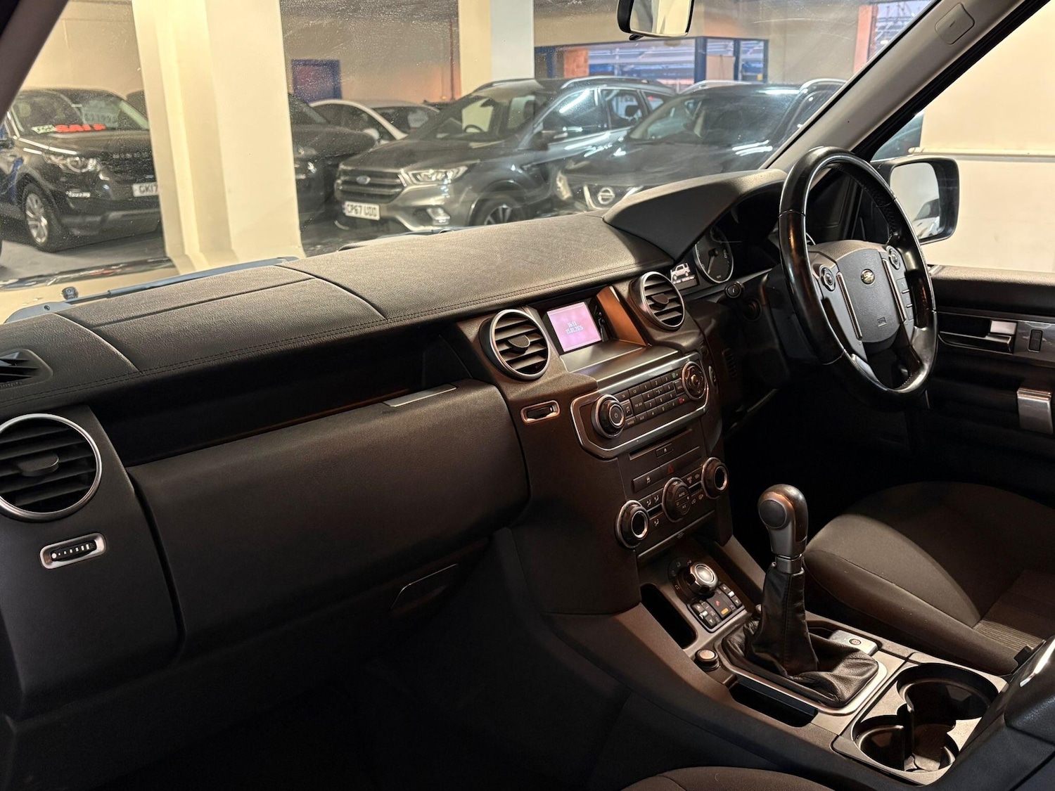 Used Land Rover Discovery 2010 for sale - 77230313: Photo 9