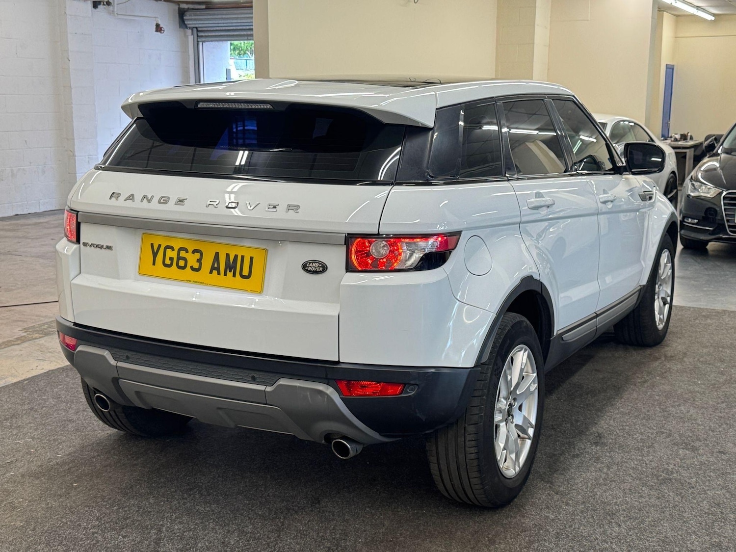 Used Land Rover Range Rover Evoque 2013 for sale - 76623240: Photo 4