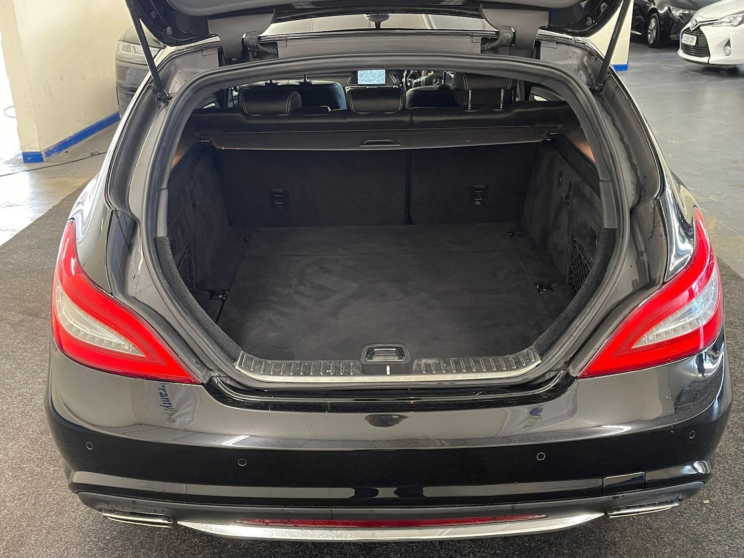 Used Mercedes-Benz CLS 2013 for sale - 76936131: Photo 17