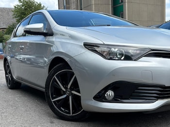 Used Toyota Auris 2018 for sale - 79590624: Photo