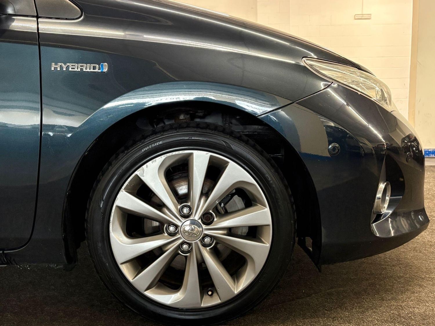 Used Toyota Auris 2013 for sale - 76360923: Photo 21