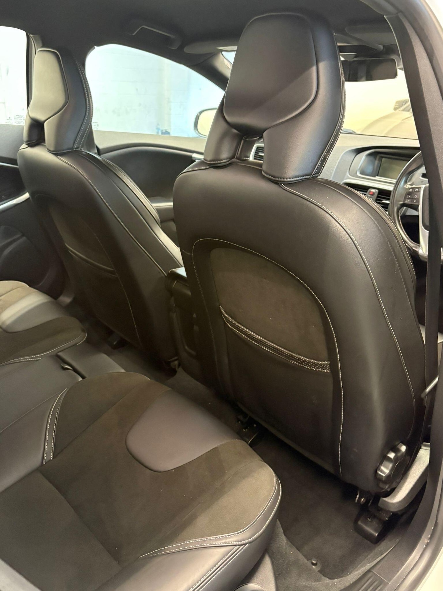 Used Volvo V40 for sale - 77671924: Photo 11