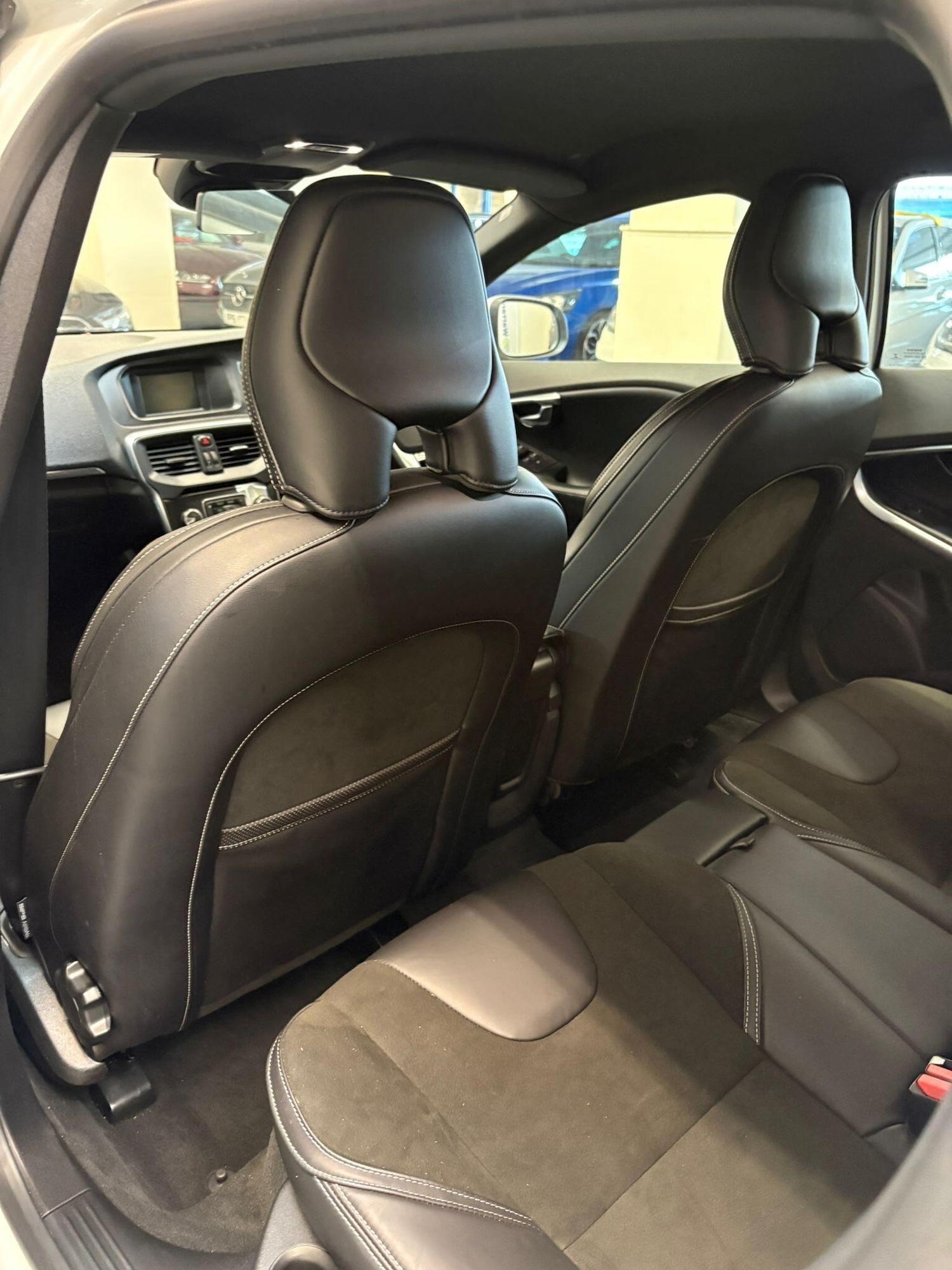 Used Volvo V40 for sale - 77671924: Photo 13