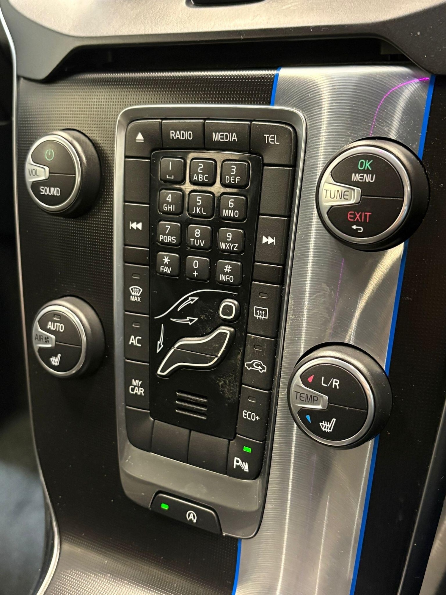 Used Volvo V40 for sale - 77671924: Photo 15