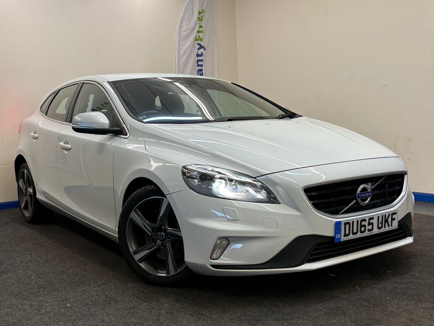 Used Volvo V40 for sale - 77671924: Photo 5