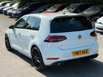 Used Volkswagen Golf 2017 for sale - 79495974: Photo