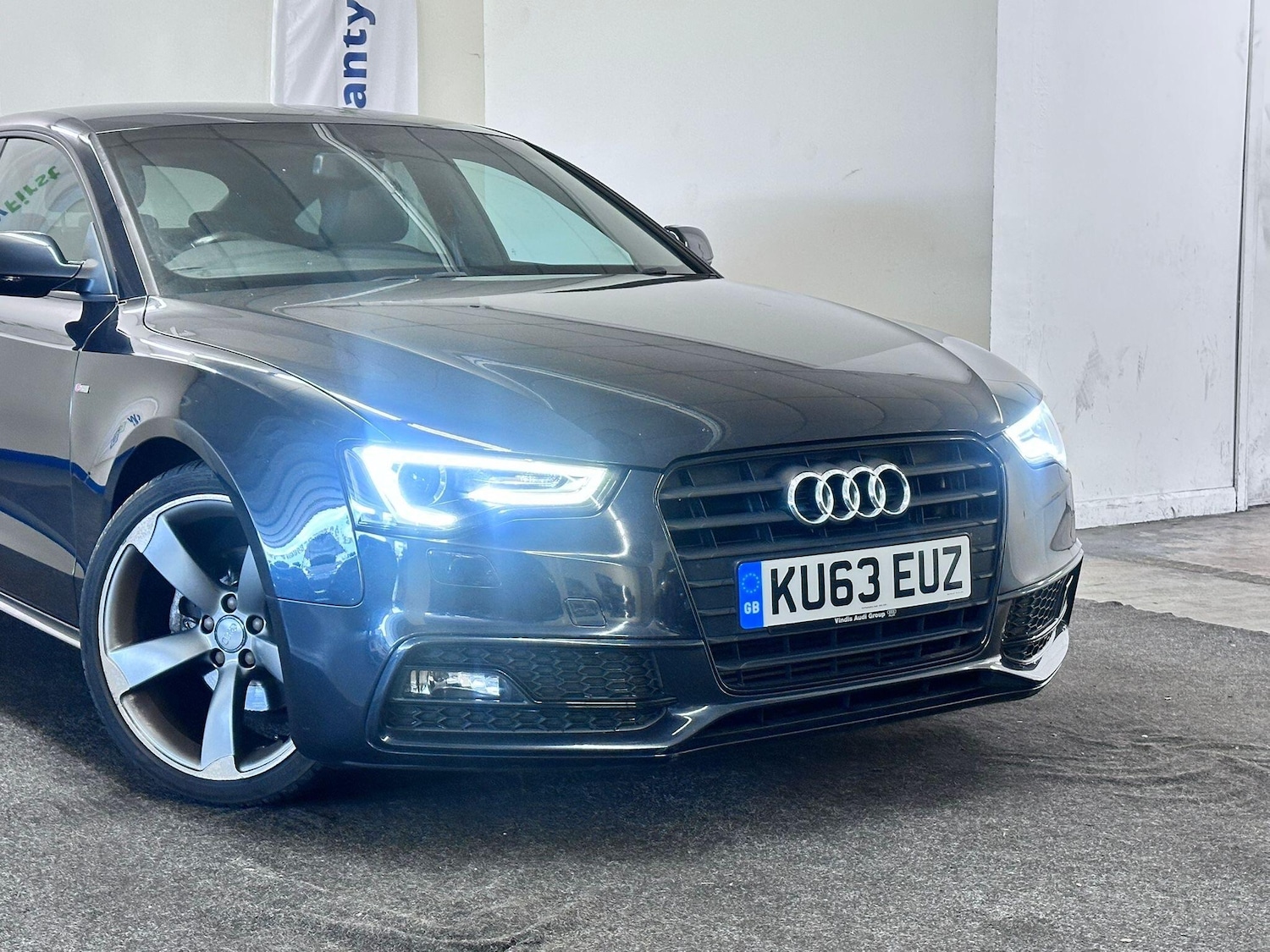 Used Audi A5 2013 for sale - 76136175: Photo 2
