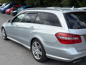 Used Mercedes-Benz E Class 2011 for sale - 79821326: Photo