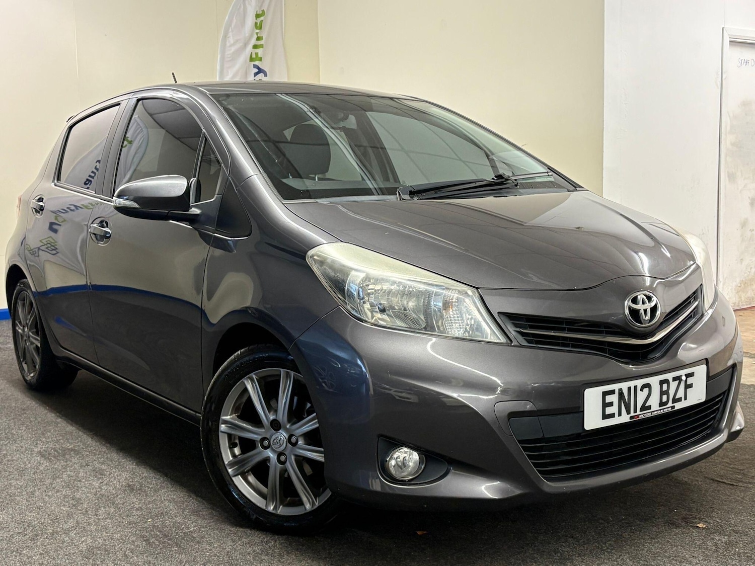 Used Toyota Yaris 2012 for sale - 76936254: Photo 1