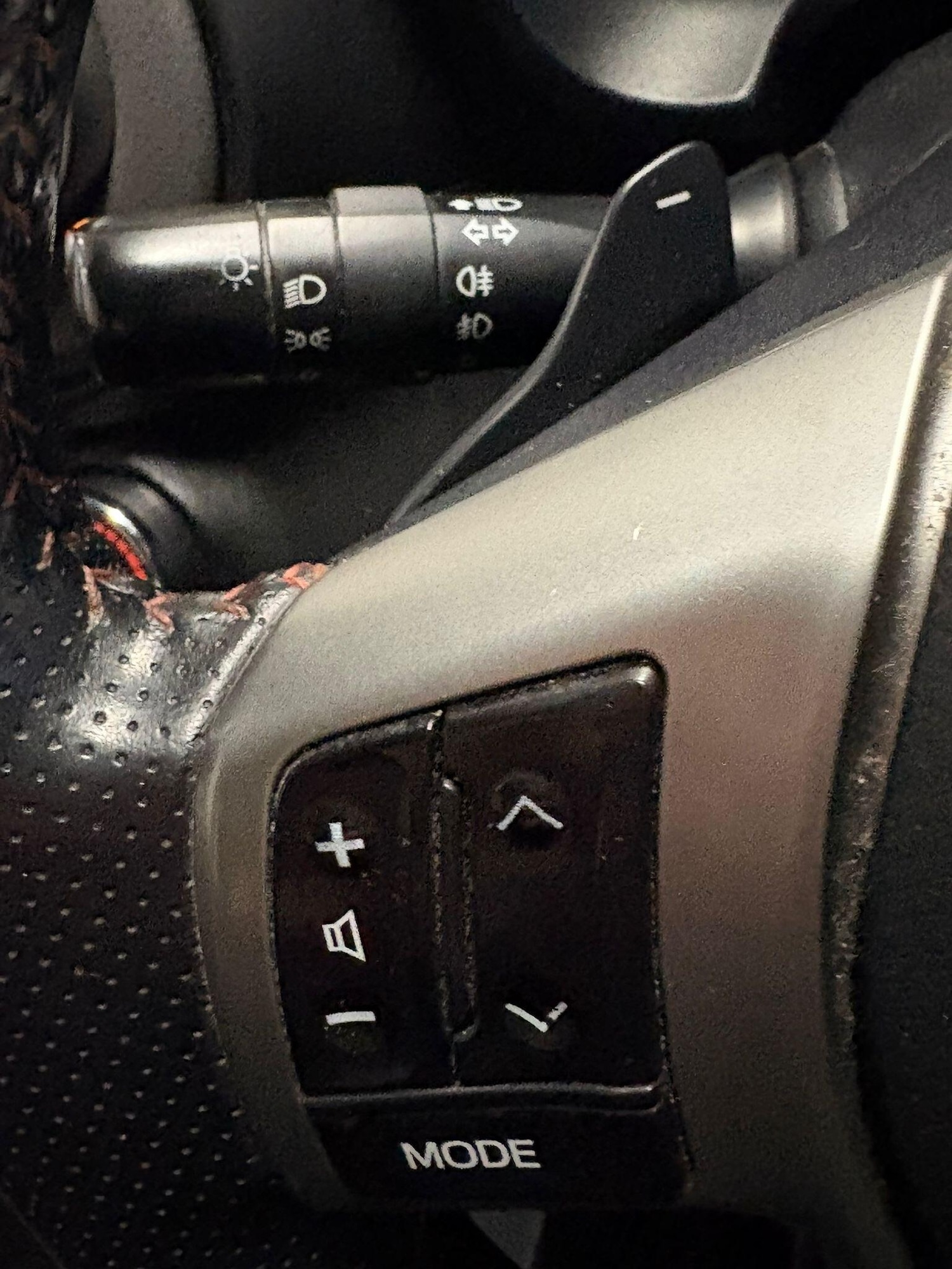 Used Toyota Yaris 2012 for sale - 76936254: Photo 13