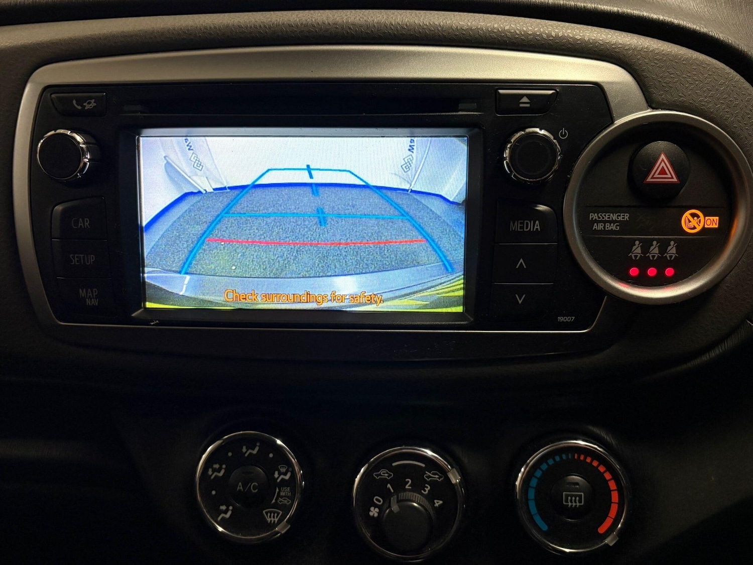 Used Toyota Yaris 2012 for sale - 76936254: Photo 15