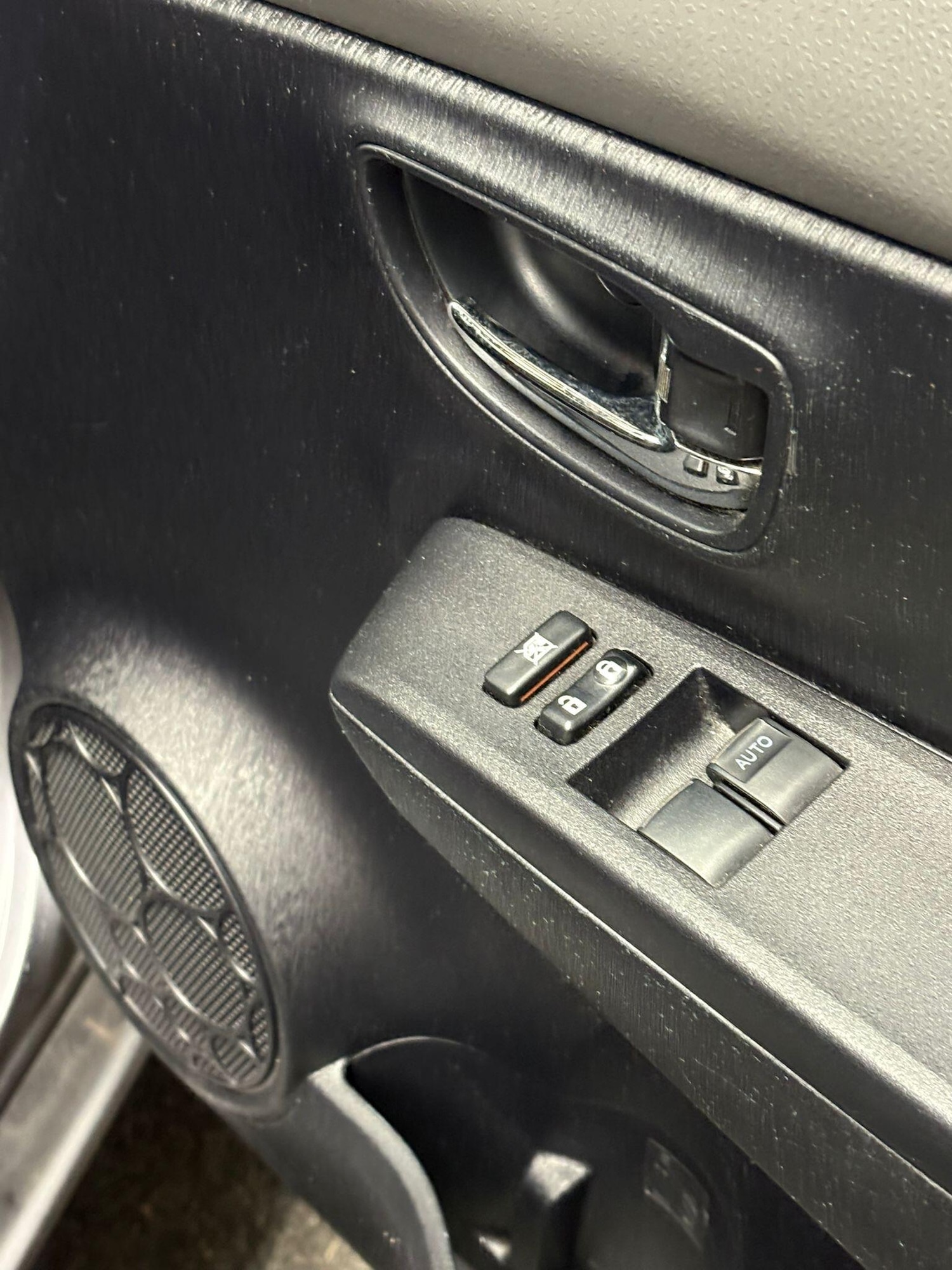 Used Toyota Yaris 2012 for sale - 76936254: Photo 20