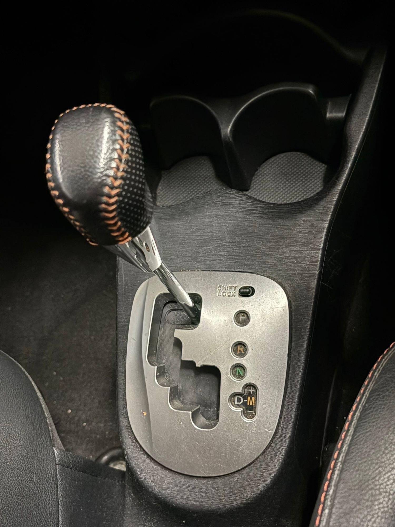 Used Toyota Yaris 2012 for sale - 76936254: Photo 6