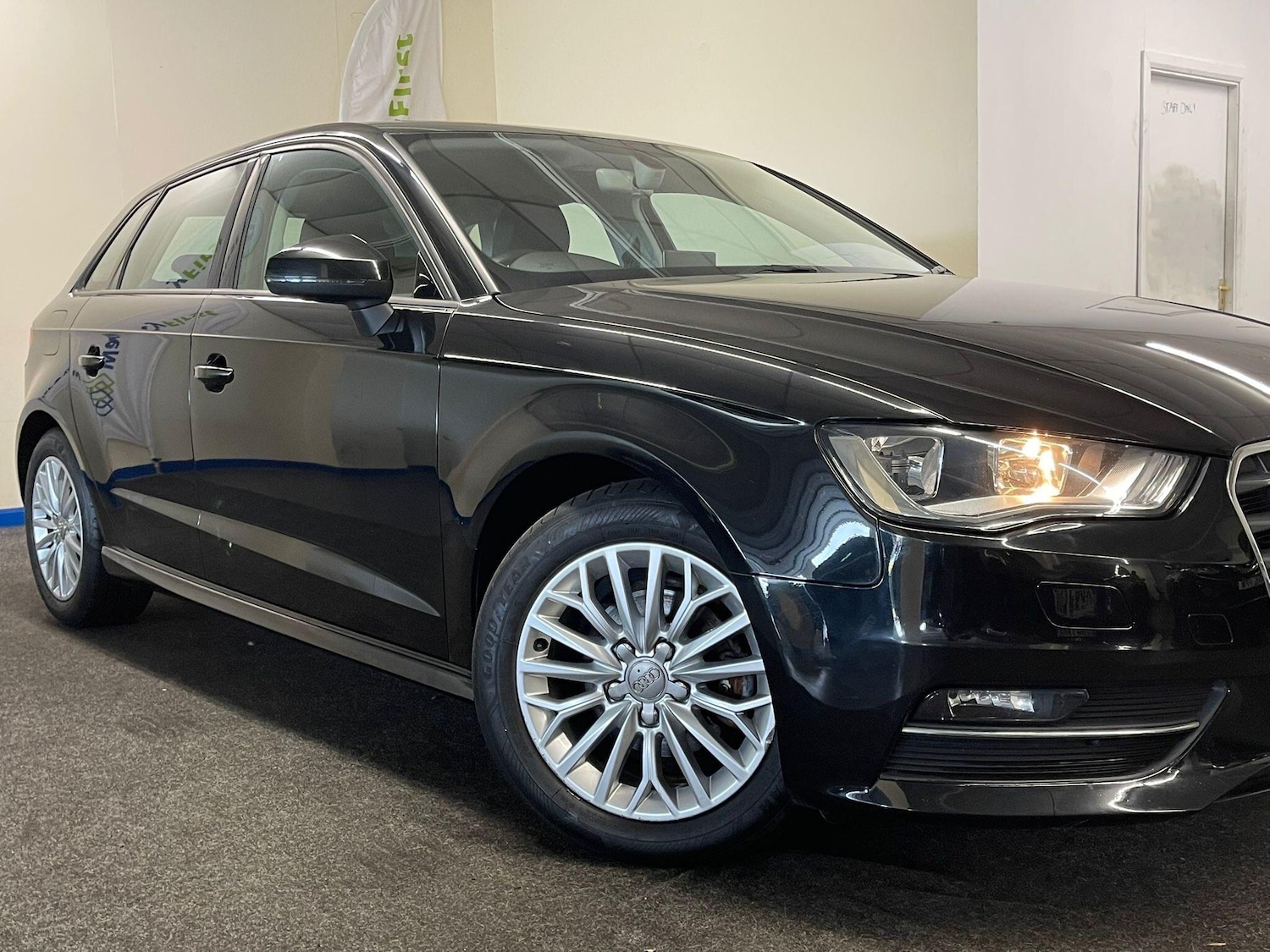 Used Audi A3 2015 for sale - 76623232: Photo 5