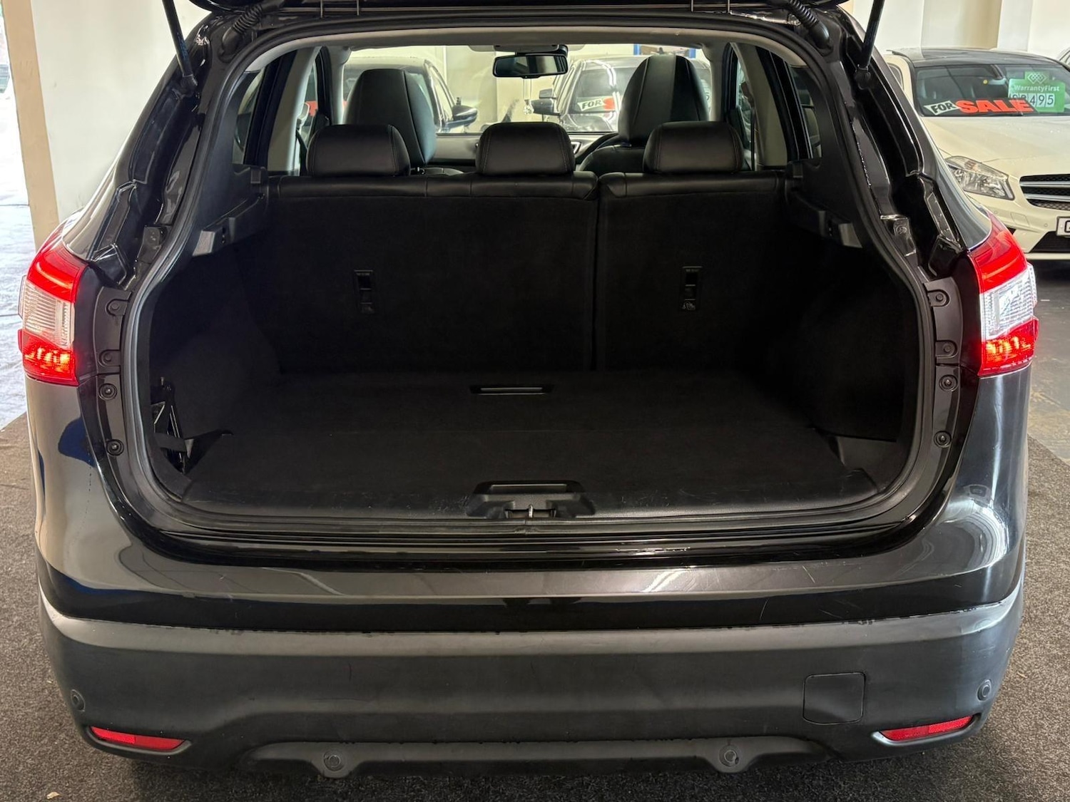 Used Nissan Qashqai 2014 for sale - 76361268: Photo 18