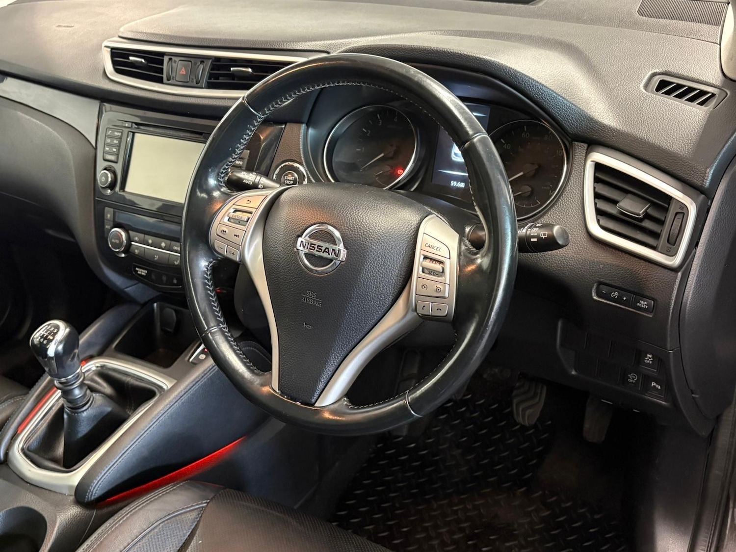 Used Nissan Qashqai 2014 for sale - 76361268: Photo 19
